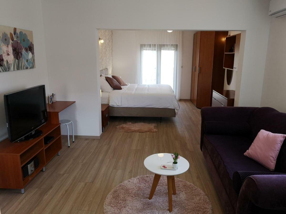 Kaštela Apartments Olivia מראה חיצוני תמונה